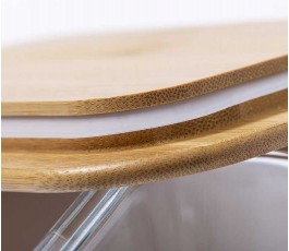 detalle de la tapa de fiambrera de cristal y bambu
