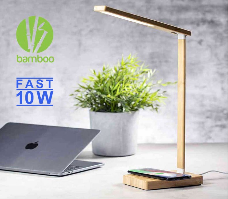 lampara de bambu con cargador inalambrico de 10W en mesa de trabajo