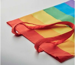 detalle de la bolsa de algodon de 200 gr y asas largas con la bandera arcoiris