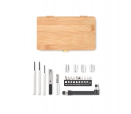 set de herramientas y estuche de bambu del modelo C6496 por separado