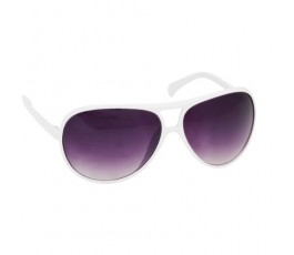 gafas de sol modelo A3950 con lentes ahumadas y montura y varillas de color blanco
