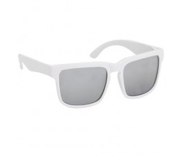 gafas de sol modelo C8652 con montura transparente y varillas color blanco